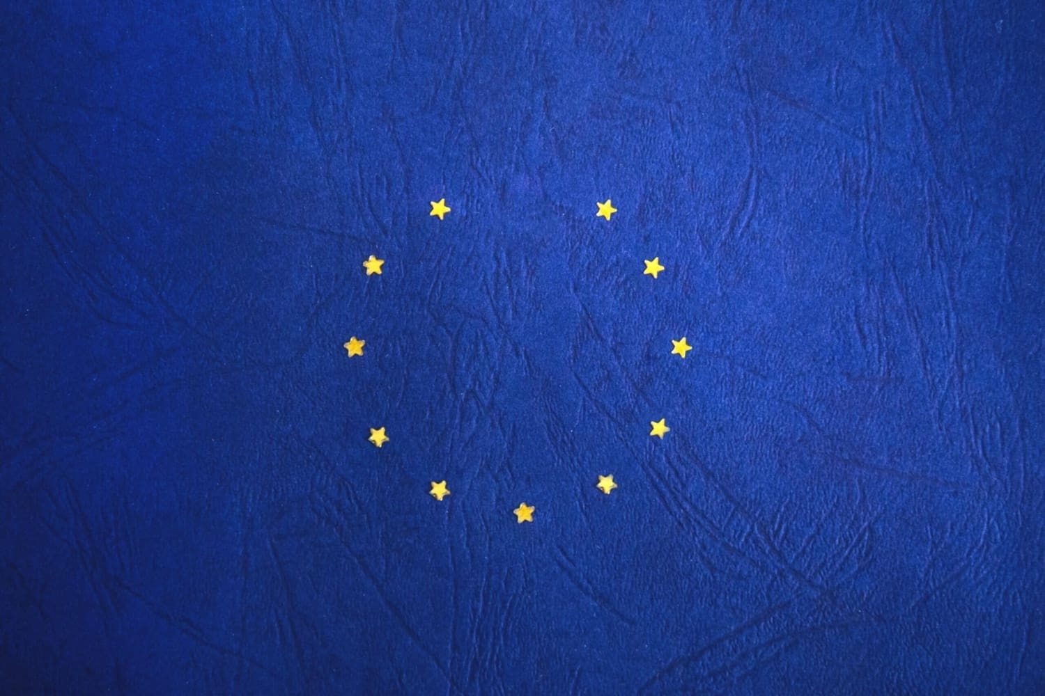 To Brexit or to Bremain?