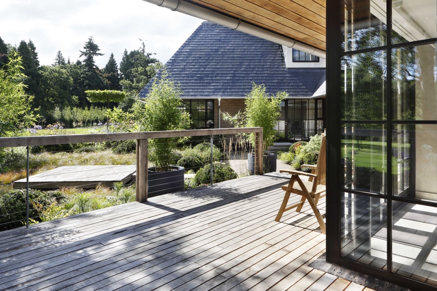 Creating the Perfect English Country Garden