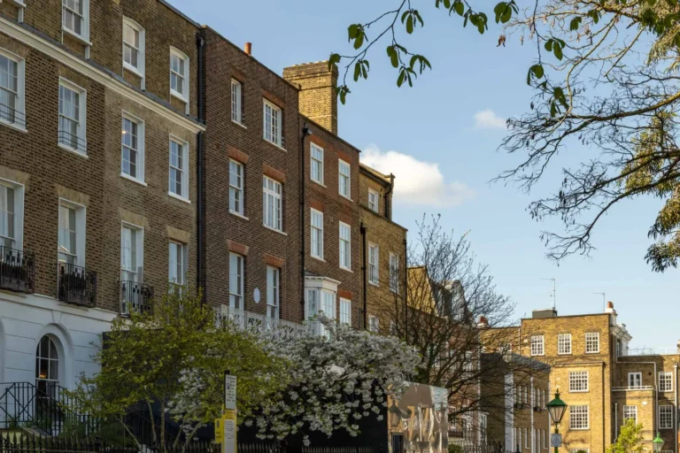 Campden Hill Square, Holland Park, W8