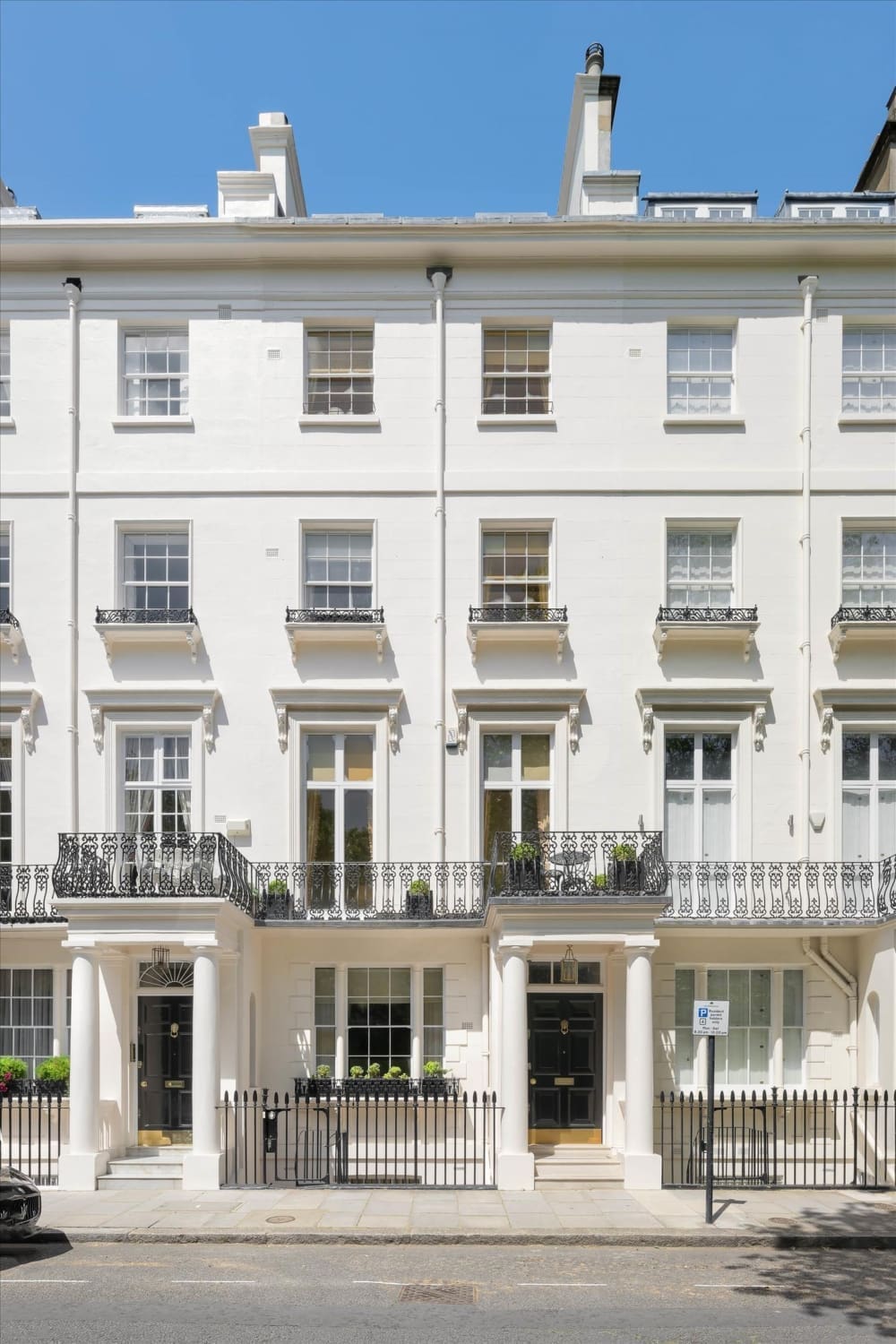 Chester Square, London SW1W10