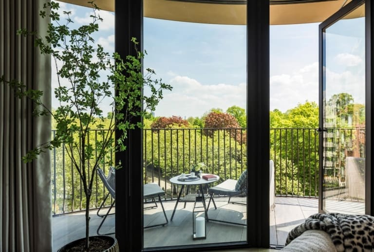 Bayswater Road, Hyde Park, W2