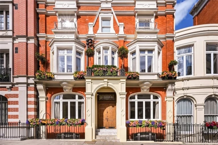 Chesterfield Hill, Mayfair, W1J