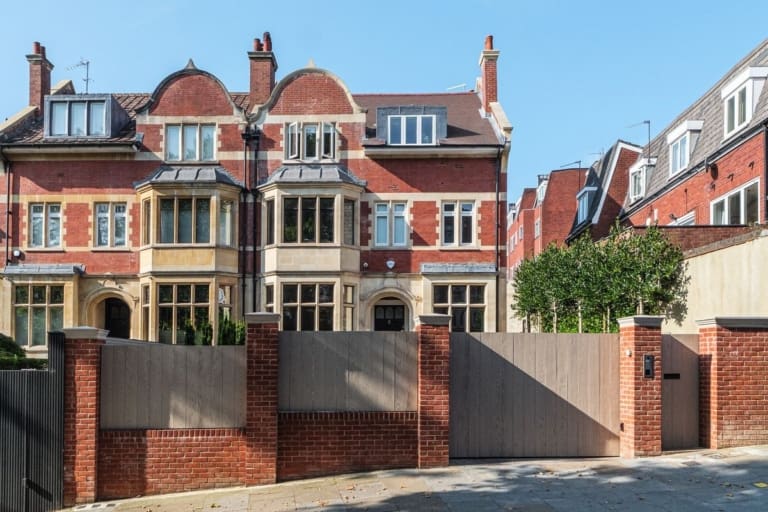 Rosslyn Hill, Hampstead
