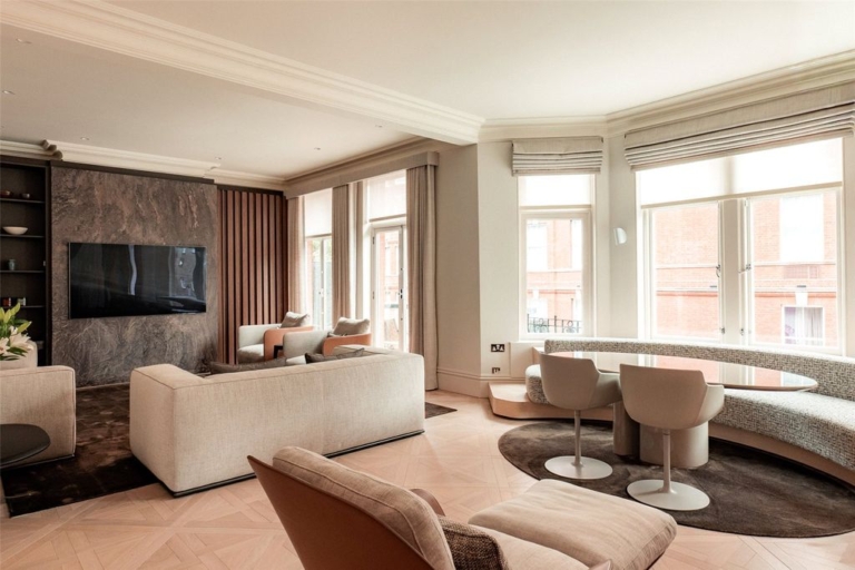 Cornwall Mansions, 33 Kensington Court, W8
